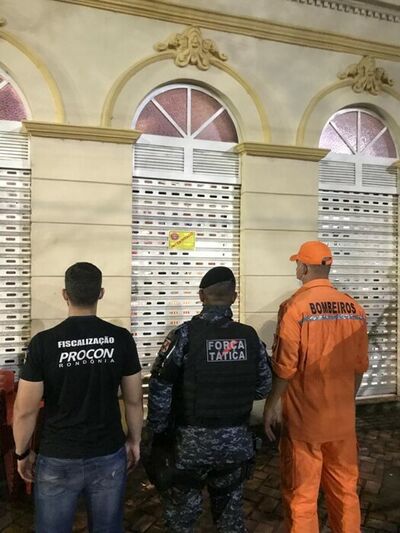 Fiscalização fecha bar que permite pancadão e até o Mercado Cultural