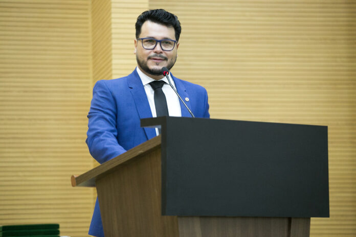 Marcelo Cruz