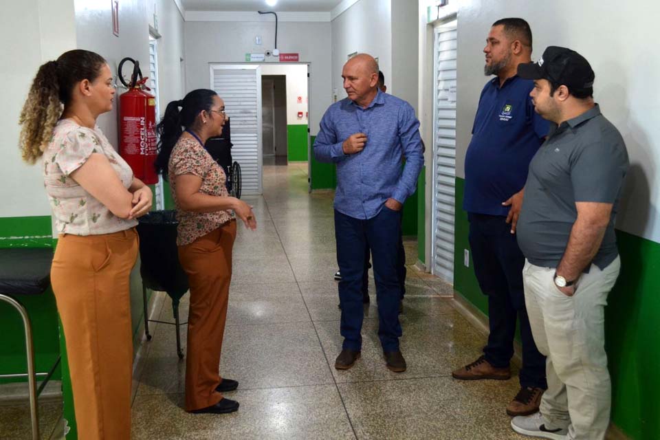 Ampliação do estacionamento do hospital em Alta Floresta ganha apoio do deputado Ezequiel Neiva