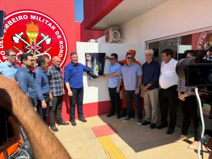 04073258_bombeiros_