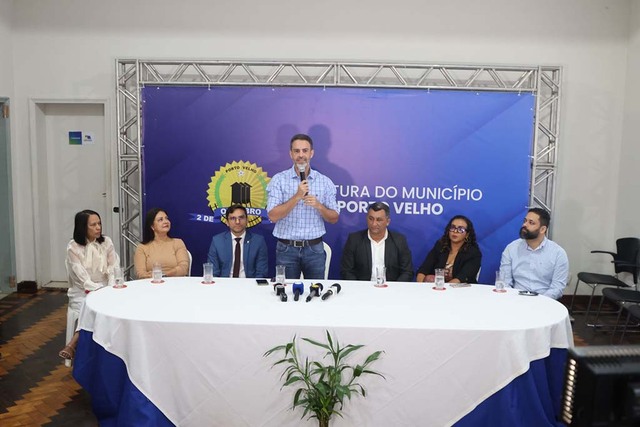 Além do prefeito, participaram do ato de assinatura membros do TJ/RO, MP/RO e DPE/RO - Gente de Opinião