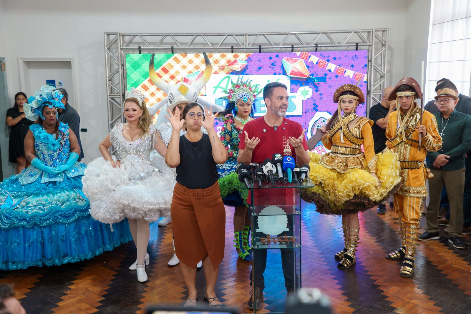 Léo Moraes destacou a importância do resgate da tradição e a valorização dos artistas da capital