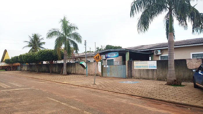 Deputado Luizinho Goebel solicita do Governador Marcos Rocha a reforma estrutural e elétrica da Escola Floriano Peixoto, em Cerejeiras