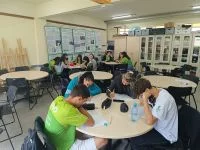 Alunos_no_laboratório_de_matemática_1