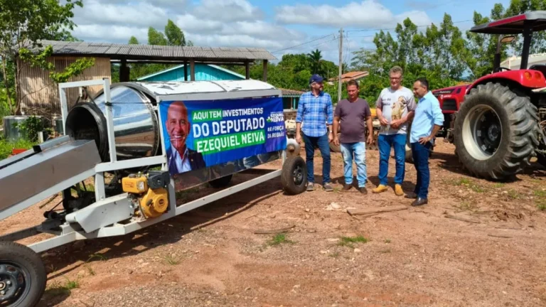 SÃO FELIPE D’OESTE: Emenda destinada por Ezequiel Neiva garante mais eficiência na produção de cacau