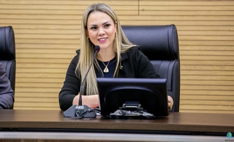 Cláudia de Jesus garante pagamento de R$ 60 mil para academia em Ariquemes