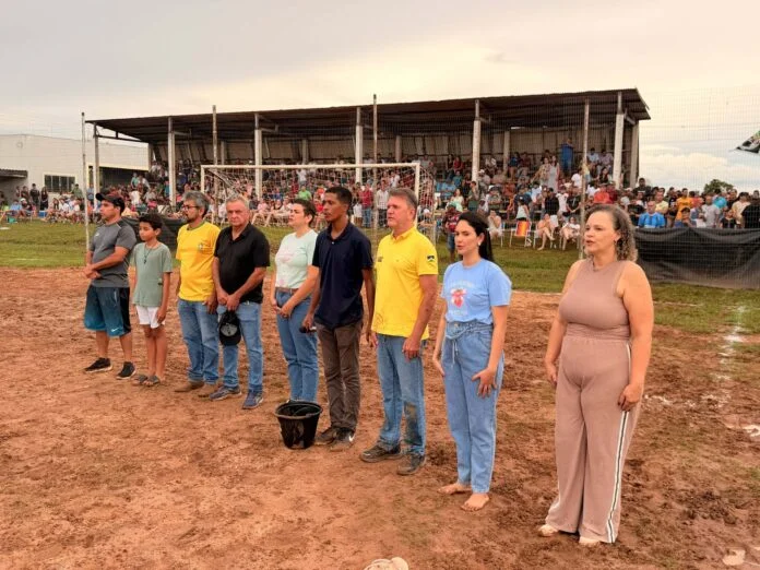 Deputado Luizinho Goebel incentiva e participa da final do Campeonato Barrão 2026 em Colorado do Oeste