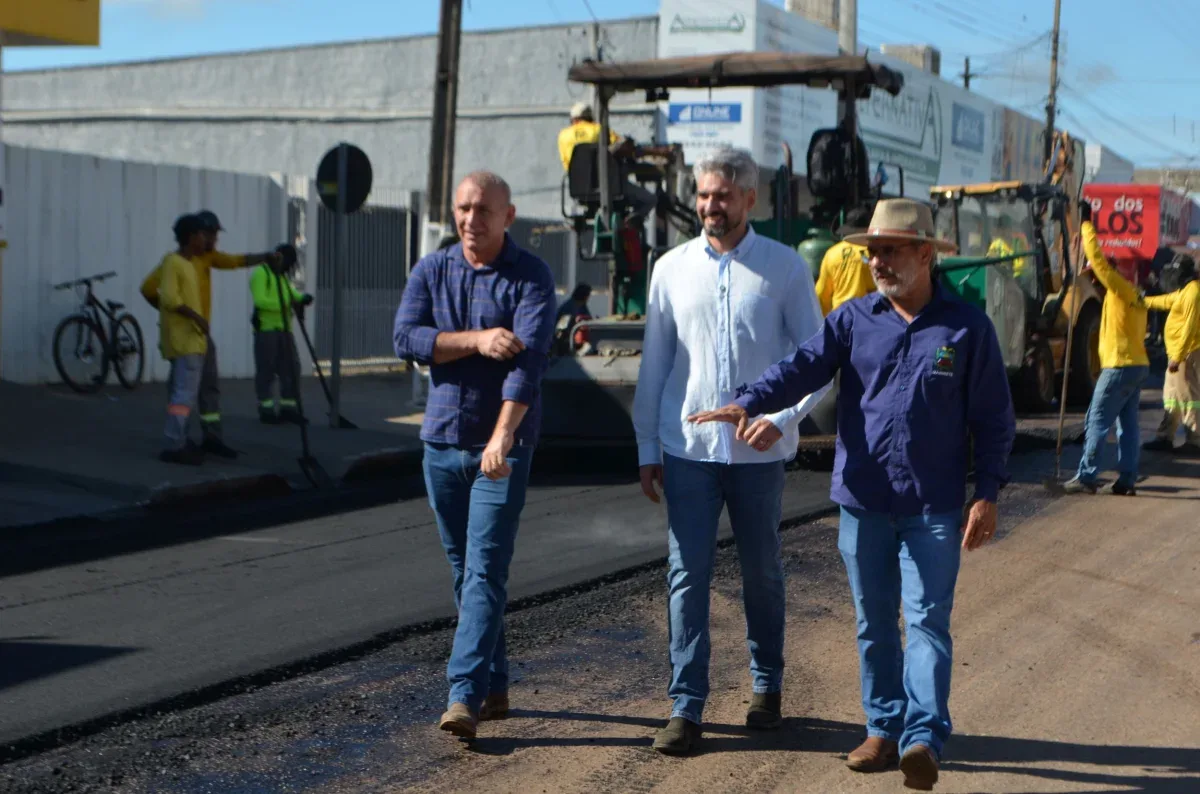 Recapeamento avança em Cerejeiras com mais de R$ 8,5 milhões em investimentos articulados por Ezequiel Neiva