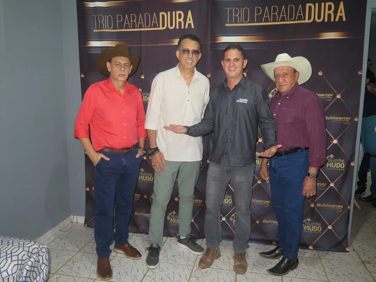 Apresentação musical na Expocol 2026