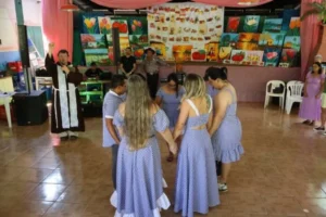 Arraial do Centro de Convivência do Idoso reúne frequentadores em dia de lazer