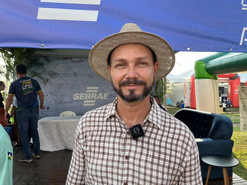 Para Erlanlevar a proteína do jacaré para dentro da feira representa também valorizar o trabalho desenvolvido pelos moradores da reserva - Gente de Opinião