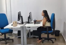 Primeira candidata PCD a realizar prova teórica online em Rondônia é aprovada