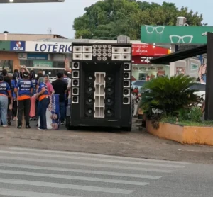 Comerciantes e moradores da Zona Sul reclamam de poluição sonora durante campanha eleitoral em Porto Velho