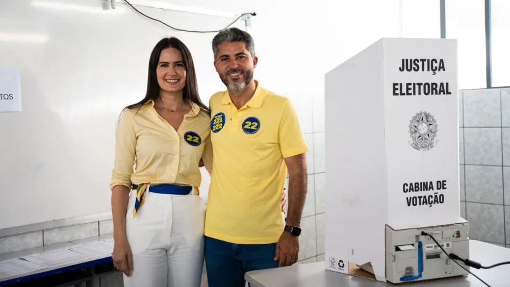 Marcos Rogério vota em Ji-Paraná e concede entrevista após apuração
